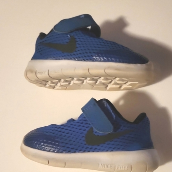 Nike Other - Nike Kids Blue Shoes size 4